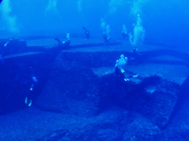 海底遺跡メインテラス