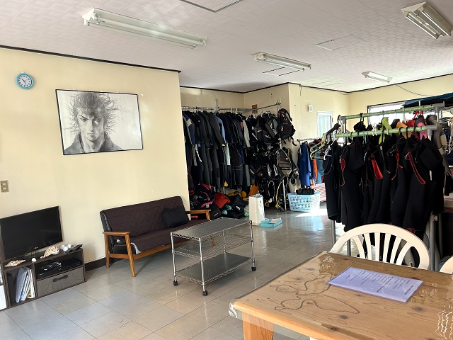 店内　沖縄ダイビング